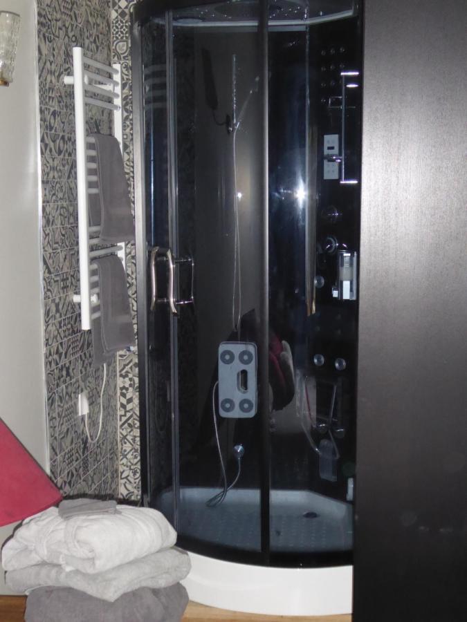 Bed and Breakfast L'Ame Des Hospitaliers Courteuil Exterior foto
